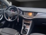 Opel Astra bei Reisemobile.expert - Abbildung (9 / 15)