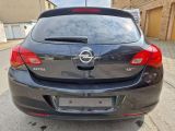 Opel Astra bei Reisemobile.expert - Abbildung (6 / 15)