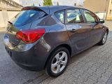 Opel Astra bei Reisemobile.expert - Abbildung (6 / 15)