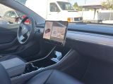 Tesla Model 3 bei Reisemobile.expert - Abbildung (11 / 13)