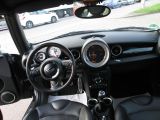 Mini Cooper S Cabrio bei Reisemobile.expert - Abbildung (9 / 15)