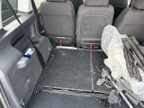 VW Touran bei Reisemobile.expert - Abbildung (8 / 15)