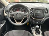 Jeep Cherokee bei Reisemobile.expert - Abbildung (11 / 13)