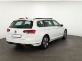 VW Passat bei Reisemobile.expert - Abbildung (5 / 15)