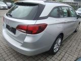 Opel Astra bei Reisemobile.expert - Abbildung (4 / 14)