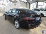 Tesla Model S bei Reisemobile.expert - Abbildung (6 / 14)