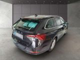 Skoda Octavia bei Reisemobile.expert - Abbildung (4 / 14)