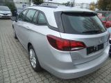 Opel Astra bei Reisemobile.expert - Abbildung (3 / 15)