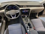 VW Passat bei Reisemobile.expert - Abbildung (8 / 15)