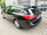 Ford Focus Turnier bei Reisemobile.expert - Abbildung (5 / 15) Ford Focus Turnier bei Reisemobile.expert - Abbildung (5 / 15)