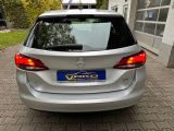 Opel Astra bei Reisemobile.expert - Abbildung (6 / 15)