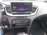 Kia Ceed bei Reisemobile.expert - Abbildung (11 / 12)