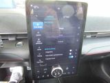 Ford Mustang Mach-E bei Reisemobile.expert - Abbildung (10 / 14)
