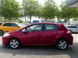 Toyota Auris bei Reisemobile.expert - Abbildung (2 / 15)