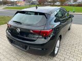 Opel Astra bei Reisemobile.expert - Abbildung (3 / 15)