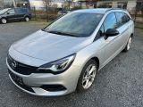 Opel Astra bei Reisemobile.expert - Abbildung (2 / 11)