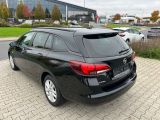 Opel Astra bei Reisemobile.expert - Abbildung (5 / 15)