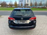 Opel Astra bei Reisemobile.expert - Abbildung (8 / 13)