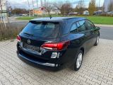 Opel Astra bei Reisemobile.expert - Abbildung (3 / 13)