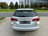 Opel Astra bei Reisemobile.expert - Abbildung (5 / 14)