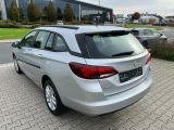 Opel Astra bei Reisemobile.expert - Abbildung (8 / 14)