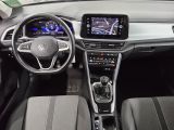 VW T-Roc bei Reisemobile.expert - Abbildung (5 / 15)