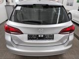 Opel Astra bei Reisemobile.expert - Abbildung (10 / 15) Opel Astra bei Reisemobile.expert - Abbildung (10 / 15)