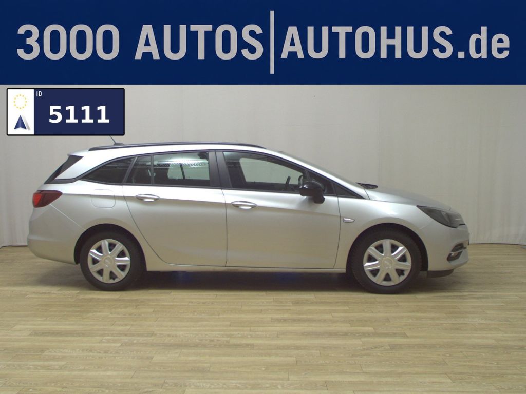 Opel Astra bei Reisemobile.expert - Hauptabbildung Opel Astra bei Reisemobile.expert - Hauptabbildung