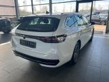 VW Passat bei Reisemobile.expert - Abbildung (4 / 15)