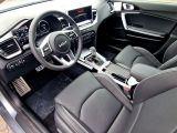 Kia Ceed bei Reisemobile.expert - Abbildung (8 / 14) Kia Ceed bei Reisemobile.expert - Abbildung (8 / 14)