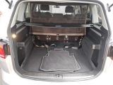 VW Touran bei Reisemobile.expert - Abbildung (11 / 15)
