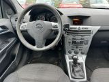 Opel Astra bei Reisemobile.expert - Abbildung (6 / 12)
