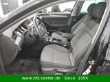 VW Passat bei Reisemobile.expert - Abbildung (5 / 15) VW Passat bei Reisemobile.expert - Abbildung (5 / 15)