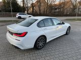 BMW 3er bei Reisemobile.expert - Abbildung (2 / 14) BMW 3er bei Reisemobile.expert - Abbildung (2 / 14)