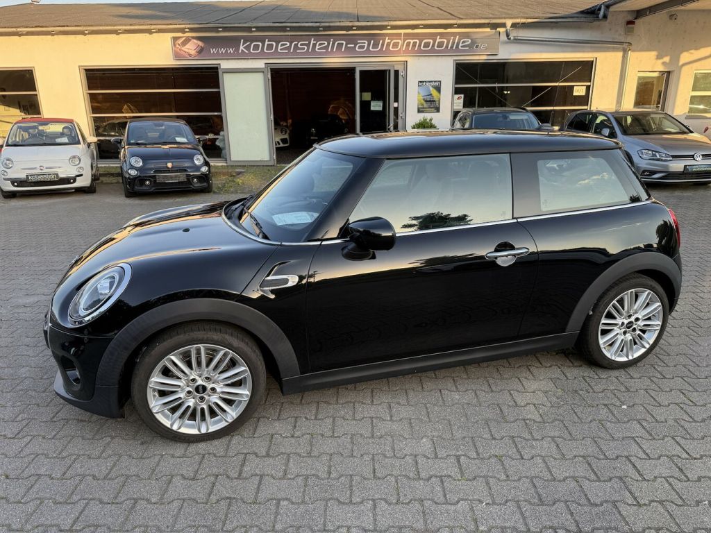 Mini Cooper bei Reisemobile.expert - Hauptabbildung Mini Cooper bei Reisemobile.expert - Hauptabbildung