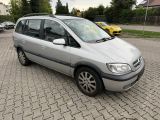 Opel Zafira bei Reisemobile.expert - Abbildung (2 / 10)