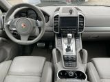 Porsche Cayenne bei Reisemobile.expert - Abbildung (7 / 12)