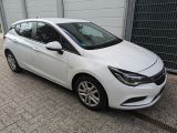 Opel Astra bei Reisemobile.expert - Abbildung (6 / 10)