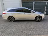 Hyundai i40 cw bei Reisemobile.expert - Abbildung (3 / 10)