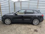 Porsche Cayenne bei Reisemobile.expert - Abbildung (2 / 10) Porsche Cayenne bei Reisemobile.expert - Abbildung (2 / 10)