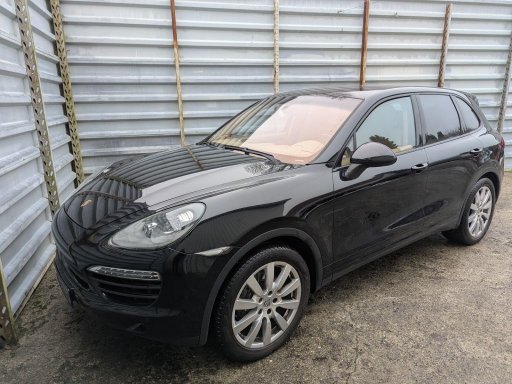 Porsche Cayenne bei Reisemobile.expert - Hauptabbildung Porsche Cayenne bei Reisemobile.expert - Hauptabbildung
