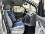 VW Caddy bei Reisemobile.expert - Abbildung (9 / 10) VW Caddy bei Reisemobile.expert - Abbildung (9 / 10)