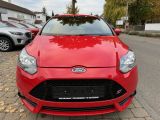 Ford Focus ST bei Reisemobile.expert - Abbildung (2 / 15)