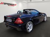 Mercedes-Benz SLK-Klasse bei Reisemobile.expert - Abbildung (3 / 11)