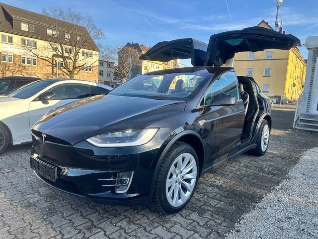 Tesla Model X bei Reisemobile.expert - Hauptabbildung Tesla Model X bei Reisemobile.expert - Hauptabbildung