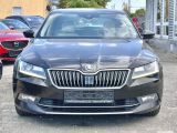 Skoda Superb bei Reisemobile.expert - Abbildung (2 / 15) Skoda Superb bei Reisemobile.expert - Abbildung (2 / 15)