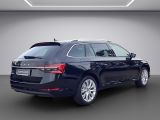Skoda Superb bei Reisemobile.expert - Abbildung (5 / 15)