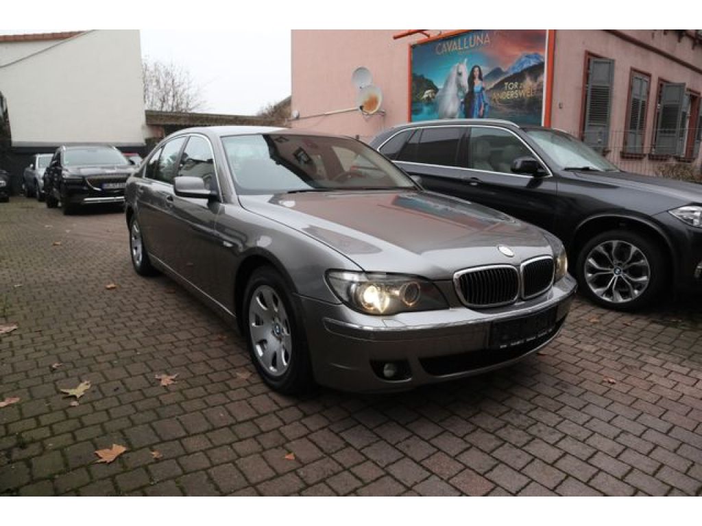 BMW 7er bei Reisemobile.expert - Hauptabbildung BMW 7er bei Reisemobile.expert - Hauptabbildung