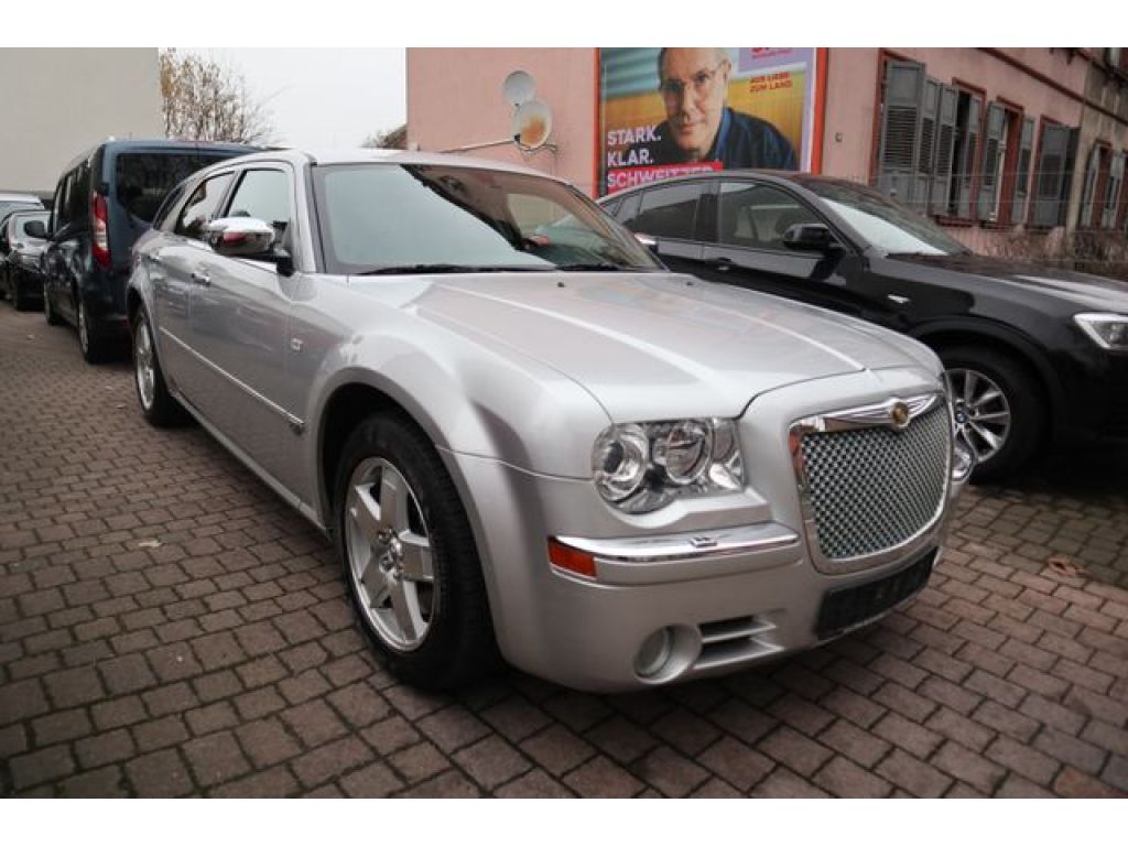 Chrysler 300C bei Reisemobile.expert - Hauptabbildung Chrysler 300C bei Reisemobile.expert - Hauptabbildung