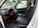 Opel Combo bei Reisemobile.expert - Abbildung (12 / 15) Opel Combo bei Reisemobile.expert - Abbildung (12 / 15)
